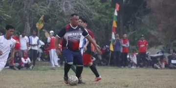 Seru! Tim Bola Red Brother Pemkab Lamsel VS Tim Rajabasa FC Berakhir Seri 1-1