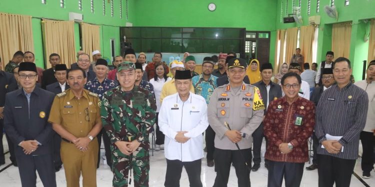 Hadiri Impun Mupakat Pemilu Damai 2024, Dandim 0410/KBL Tekankan Falsafah Pancasila Wujudkan Kerukunan Beragama