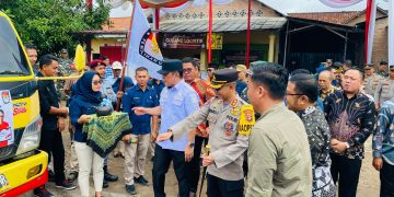 Kapolres Tulang Bawang Barat Hadiri Pelepasan Pendistribusian Logistik Pemilu Untuk Dapil 1