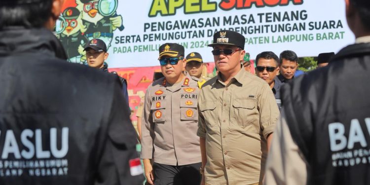 Penjabat Bupati Nukman Pimpin Apel Siaga Pengawasan Tahapan Pemilu 2024