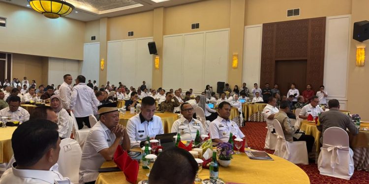 Pj Bupati Nukman Hadiri Rapat HLM dan Capacity Building TPID Provinsi Lampung.