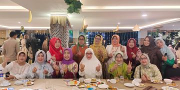 Anggota DPD IWAPI Provinsi Lampung Gelar Buka Bersama Santri dan Anak Yatim