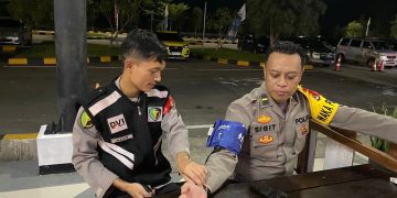 Dokkes Polres Tulang Bawang Konsisten Berikan Pelayanan Kesehatan Gratis Kepada Petugas dan Pemudik Pada Operasi Ketupat Krakatau 2024