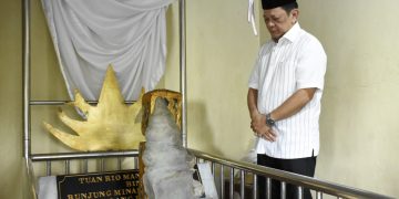 Pj Bupati Tubaba Lakukan Ziarah ke Makam Raja-raja di Tiyuh Pagar Dewa