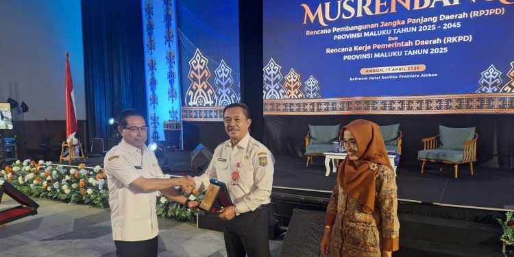 Kemendagri Sampaikan Isu-isu Pembangunan Daerah Provinsi Maluku
