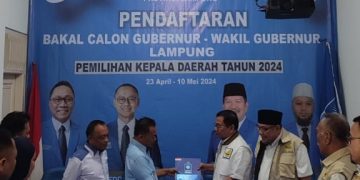 Sekretariat DPW PAN Lampung Kedatangan Hanan A Rozak untuk Mendaftar Cagub