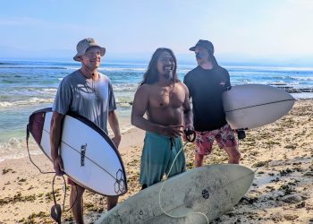 Antusiasme Warga Krui Sambut Event Surfing Internasional