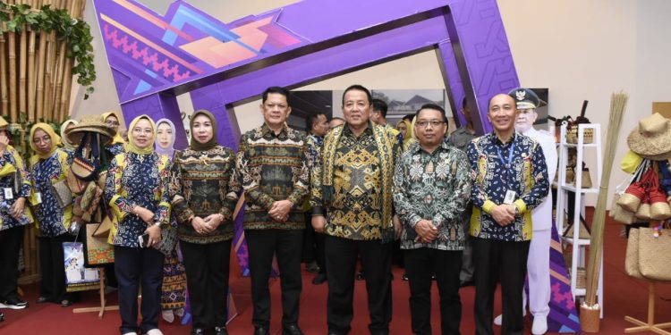 Pj Bupati dan Pj Ketua TP-PKK Tubaba Hadiri Pembukaan PRL 2024