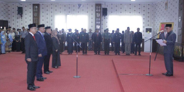 Drs Qudrotul Ikhwan Lantik Penjabat Pimpinan Tinggi di Lingkup Tulang Bawang