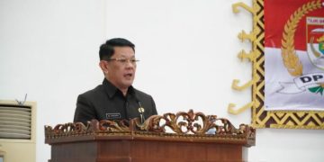 M . Firsada Menyampaikan Raperda Penanggung Jawab APBD Tahun 2023 Dan Raperda RPJPD Tahun 2025-2045