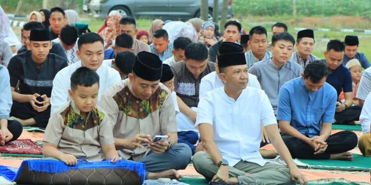 Kapolres Tubaba Laksanakan Sholat Idul Adha Bersama Warga