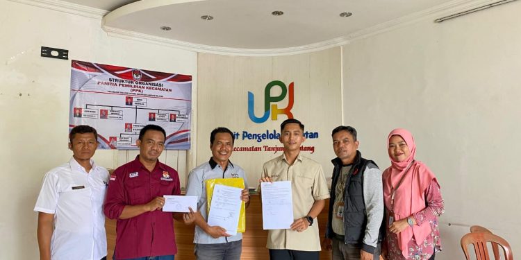 Pemutakhiran Data Pemilih Panwascam Tanjung Bintang Berikan Surat Rekomendasi ke PPK
