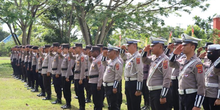 Puluhan Personil Disiagakan dalam Amankan Tahapan Pendaftaran Pilkada 2024 di Keerom