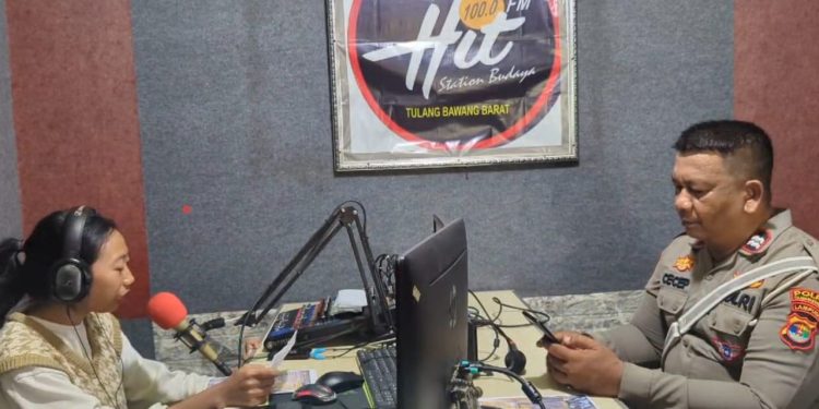 Sat Lantas Polres Tubaba Sosialisasikan Operasi Zebra Krakatau 2024 Lewat Radio Hit