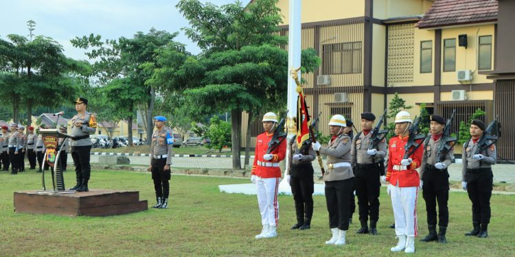 Polres Tubaba Gelar Penerimaan dan Pengenalan Tunggul Kesatuan Wira Bhakti Nawasena Wawai