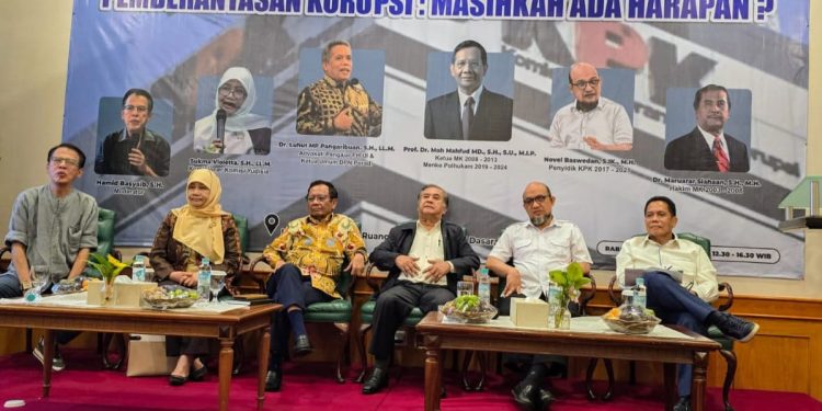 Persadin, APBE Law Firm, dan MMD Initiative Sukses Gelar Seminar Nasional Tentang Korupsi