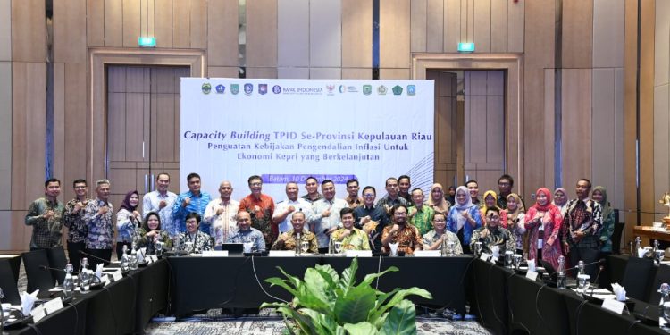 Adi Prihantara Buka Kegiatan Capacity Building TPID Se-Provinsi Kepri