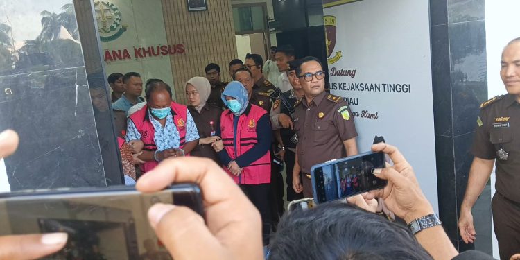 Tiga Tersangka Tipik0r  LPP TVRI Sebesar 9 M Lebih Ditahan