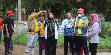 Drs Nukman MM Tinjau Pembangunan Pasar Tematik di Pekon Lombok