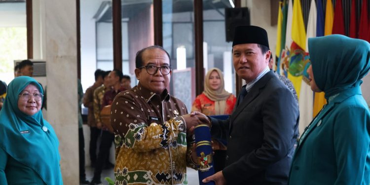 Masa Jabatan Drs Nukman MM Sebagai Bupati Lampung Barat di Perpanjang
