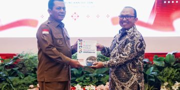 Ansar Ahmad Serahkan DIPA dan TKD Kepri 2025 Sebesar Rp15,94 Triliun Secara Digital