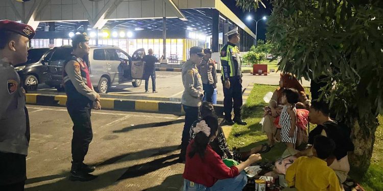 Pemudik Nataru Diimbau untuk Beristirahat di Tempat yang Telah Disediakan Oleh Polres Tuba