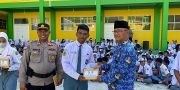 Menjadi Pelajar yang Paham Hukum, Sat Binmas Melaksanakan Sosialisasi Hukum di SMAN 5 Tanjungpinang