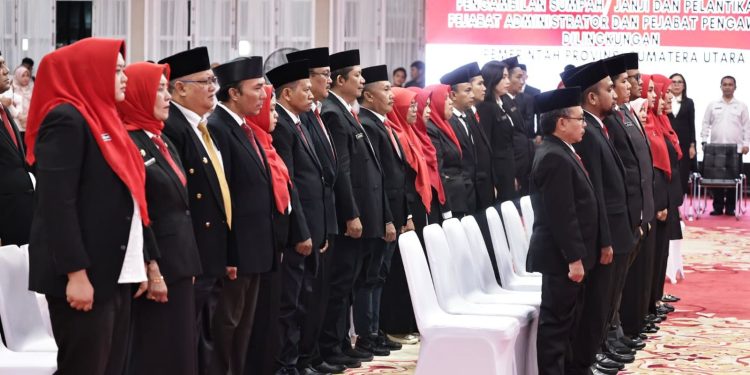 Pj Gubernur Sumut Agus Fatoni Lantik Pejabat Pemprov Sumut Ikuti Aturan dan Prosedur untuk Percepat Program Pemerintah