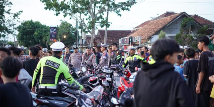 Polres Tuba Gelar Razia Aksi Balap Liar di Menggala, Puluhan Sepeda Motor Diangkut