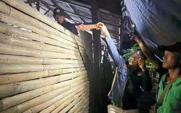 Kakek Tua Ditemukan Tewas dengan Cara Gantung Diri