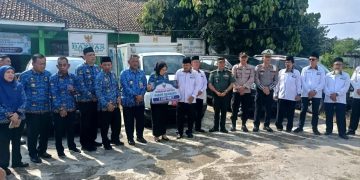BAZNAS Way Kanan Salurkan 2.350 Paket Sembako