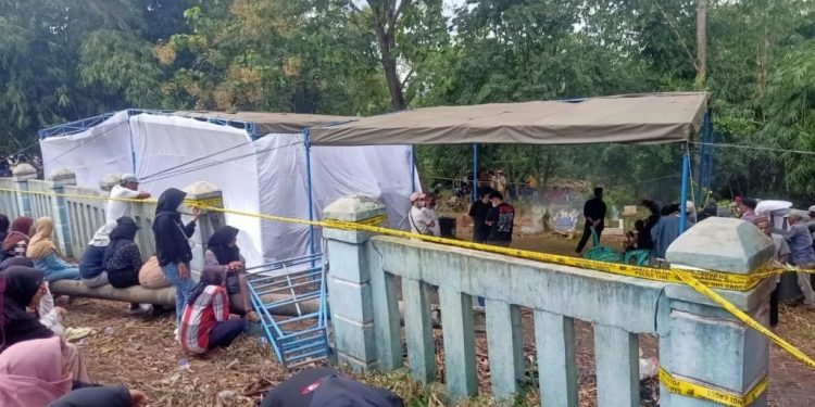 Tim Forensik Polda Lampung Bongkar Makam Brigadir EA, Ini Penyebabnya
