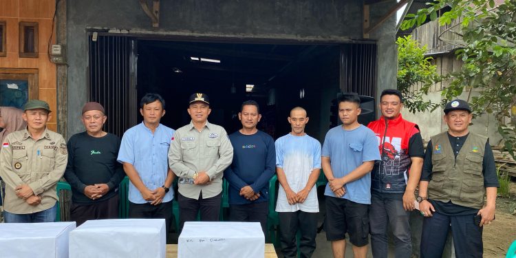 Bupati Lambar Apresiasi Karang Taruna Pekon Sukabumi Atas Kepedulian Sosial di Tengah Musibah Kebakaran