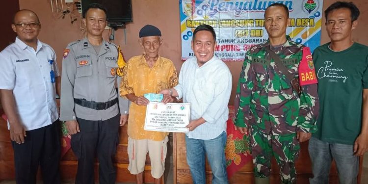 Kampung Sungai Luar Salurkan BLT DD Tahun 2025 ke 18 KPM