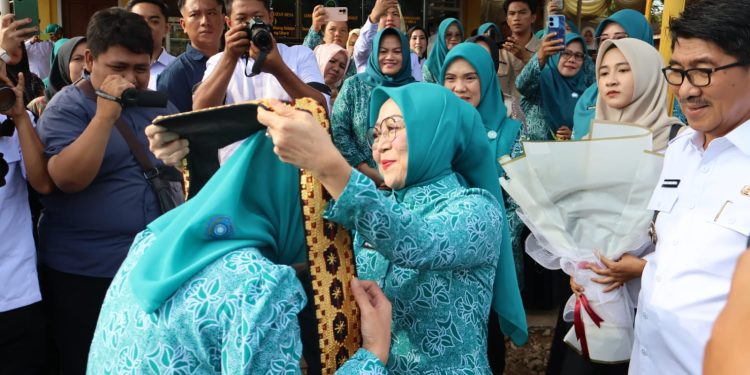 Bupati Lampung Utara Hadiri Kunjungan Kerja TP-PKK Provinsi Lampung di Desa Kemalo Abung