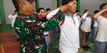 SMA Al Azhar 3, Dilatih PBB oleh Koramil 410-06/KDT
