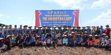 Pemkab Lampura Dukung Program Ketahanan Pangan Nasional Melalui Penanaman Kedelai 100 Hektar Bersama TNI AL dan PT Kuab
