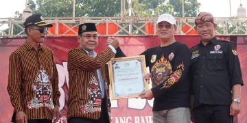 Bupati dan Wakil Bupati Tubaba Hadiri Penutupan Genyar Budaya TCM 2025