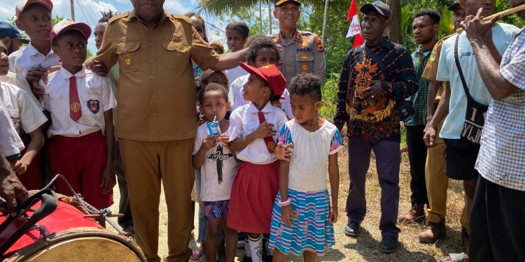 SD Negeri Sawanawa Diresmikan, Bupati dan Kapolres Komiten Dukung Pendidikan di Wilayah Perbatasan