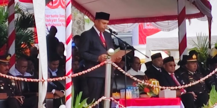Kodim 1710/Mimika Ikuti Upacara HUT RI ke 80 RE di  Kantor Pemerintah Mimika