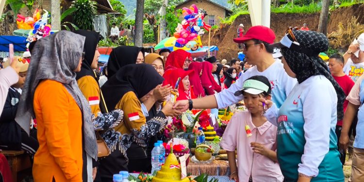 HUT ke 34 Kabupaten Lampung Barat Meriah: Ribuan Warga Padati Sumber Jaya dalam Semarak Pesta Rakyat