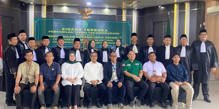 14 Advokat Persadin Diambil Sumpahnya di Pengadilan Tinggi Tanjung Karang