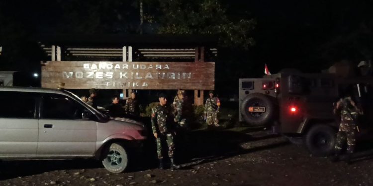 Bersama Anggota Banser dan Pemuda Kerukunan, Kodim 1710/Mimika Kembali Laksanakan Patroli Humanis