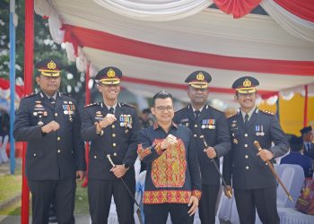 Kapolres Keerom Hadiri Upacara Peringatan HUT TNI ke 80, Tegaskan Soliditas TNI-Polri