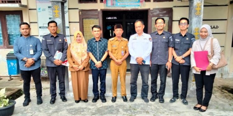 Ketua KPU Way Kanan bersama Kadiv Rendatin Lakukan CokTas Sebagai Upaya Pemutakhiran Data Pemilih