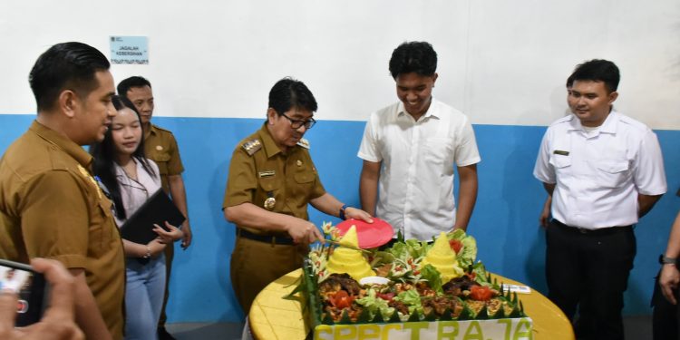 Bupati Hamartoni Resmikan Grand Opening SPPG MBG Sinar Cerdas Bangsa di Tanjung Raja