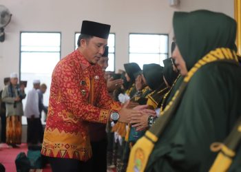 Bupati Parosil Lepas 34 Jamaah Umroh, Tekankan Pentingnya Doa dan Keikhlasan dalam Ibadah