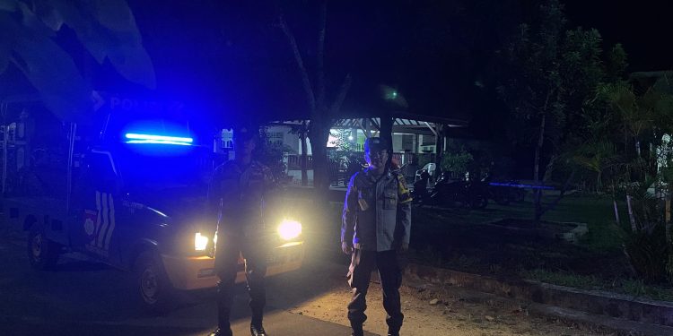 Ciptakan Situasi Aman dan Kondusif, Polsek Tumijajar Gelar Patroli Malam
