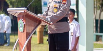 Kompol M Taufiq Jadi Pembina Upacara di SMK Negeri 1, Tekankan Bahaya Kenakalan Remaja dan Bijak Bermedia Sosial