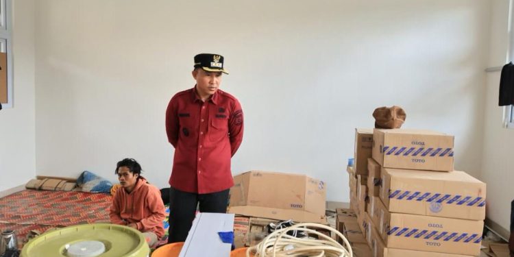 Bupati Parosil Mabsus Lakukan Peninjauan Lokasi Pembangunan SLB